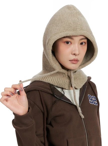 buttoned-knit-hood-hat-in528