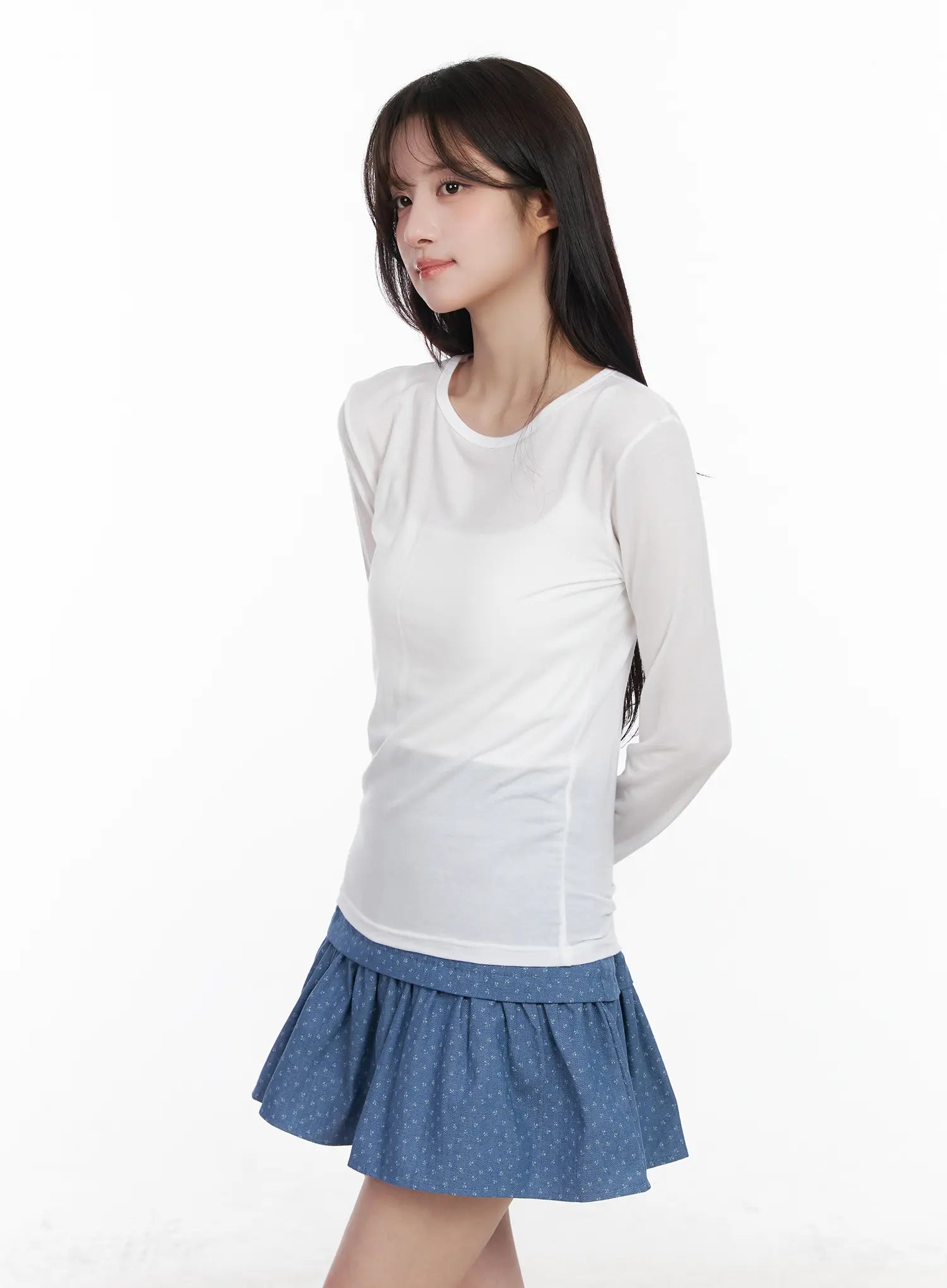 sheer-round-neck-long-sleeve-top-cm527
