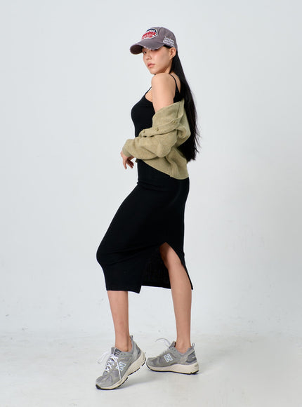 V-Neck Knit Cardigan IJ330