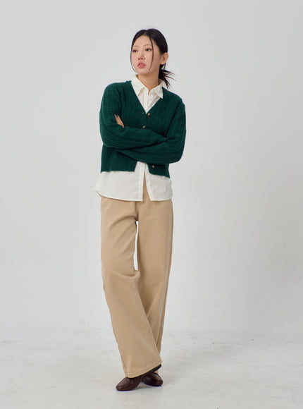 Cropped Knit Cardigan IM315