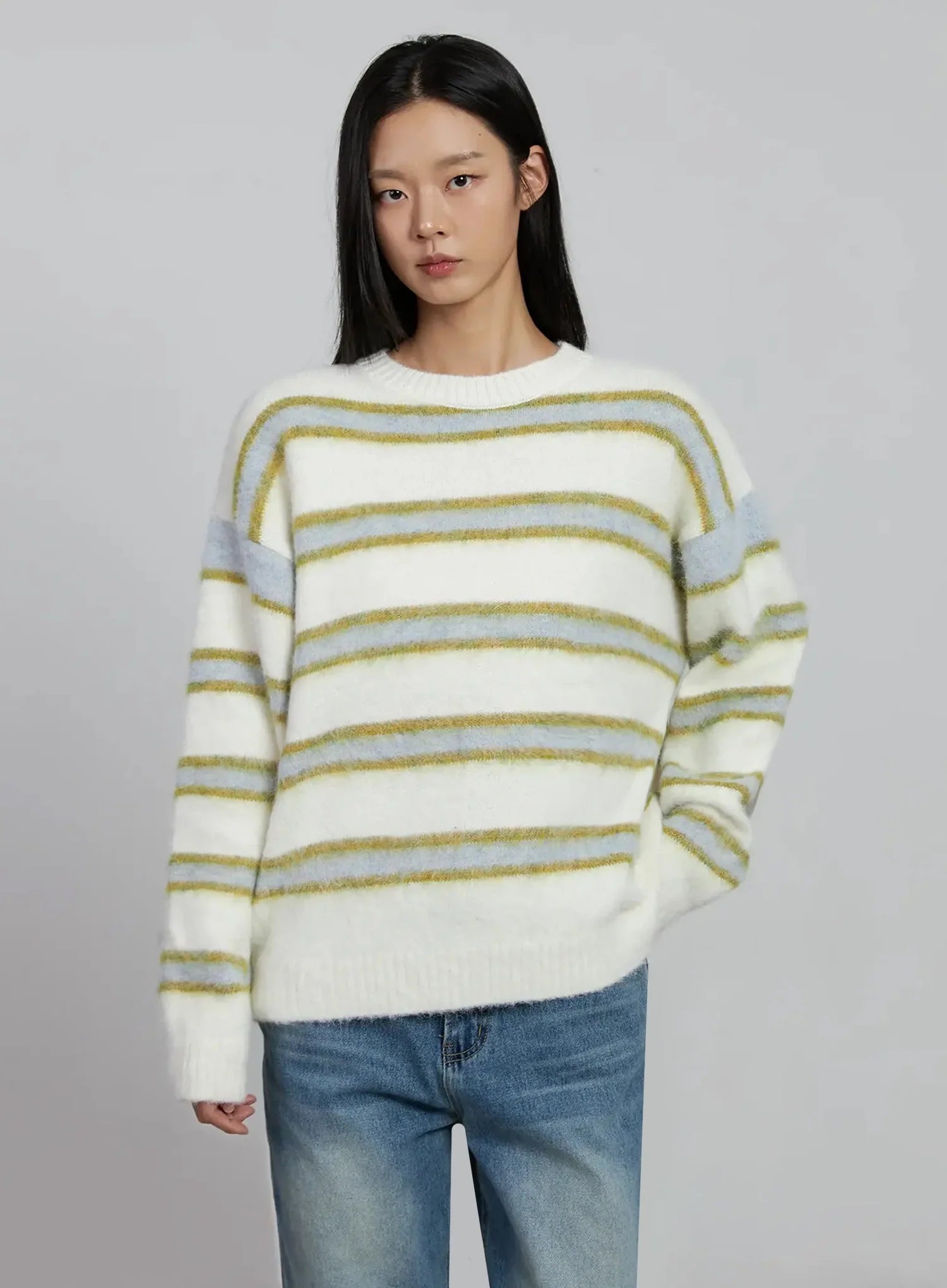 cozy-stripe-pattern-sweater-im520