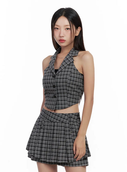 plaid-button-halter-tank-cl508