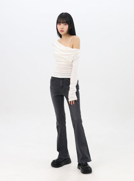 asymmetrical-off-shoulder-shirring-tee-in310