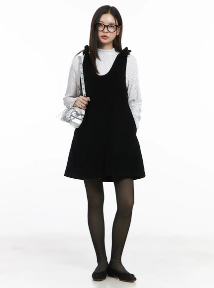 polka-dot-mock-neck-top-cj506