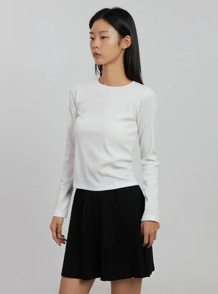 round-ribbed-long-sleeve-top-ij508