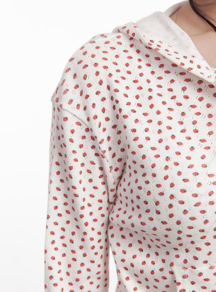 slim-fit-hooded-graphic-zip-up-ca525