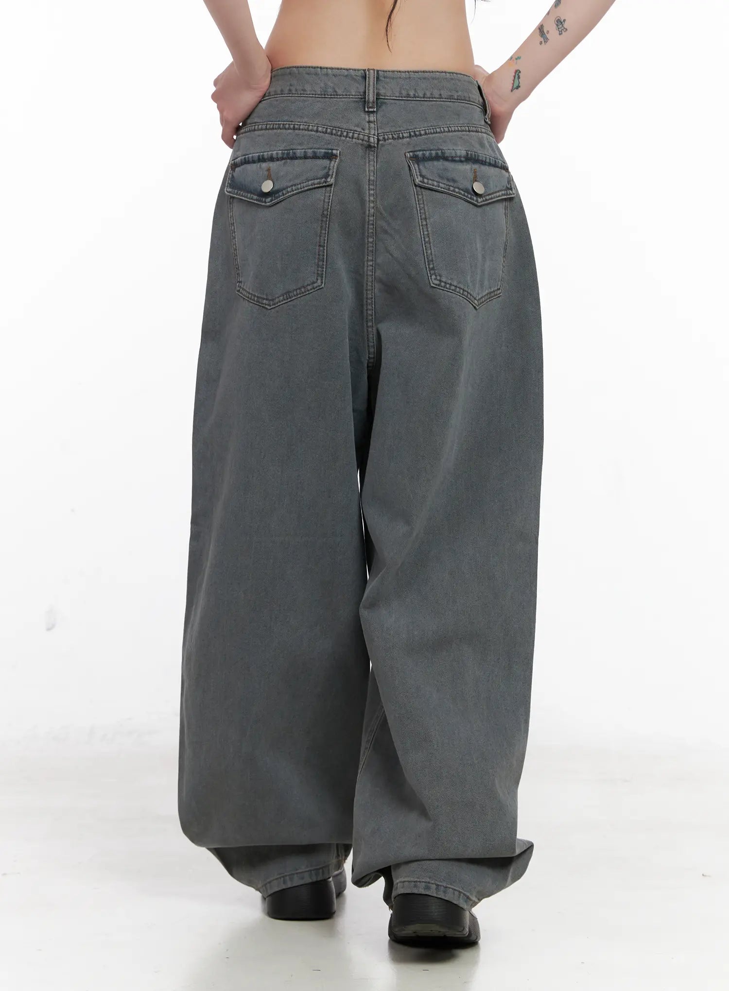 odet-wide-leg-balloon-jeans-cn512