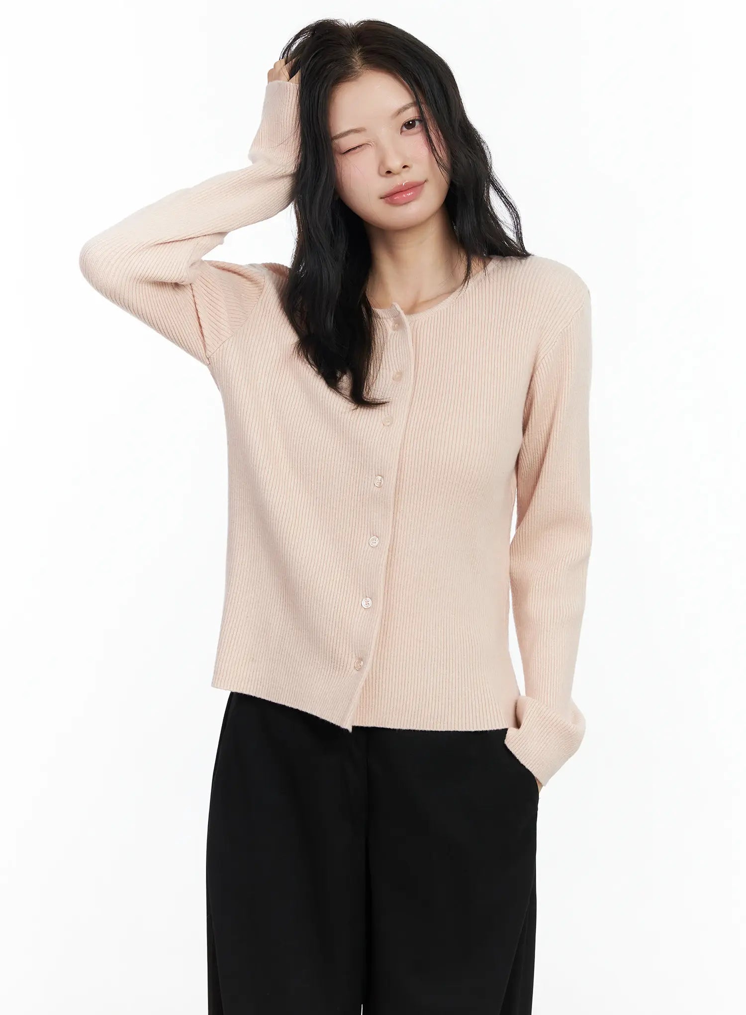 basic-slim-round-neck-cardigan-im524
