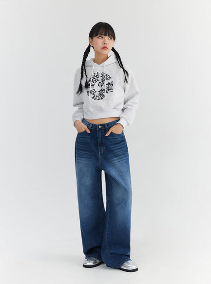 washed-blue-wide-jeans-cn301