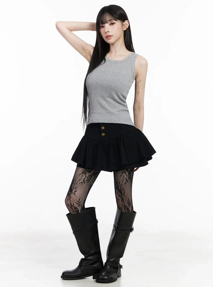 eyelet-detail-sleeveless-top-iy511