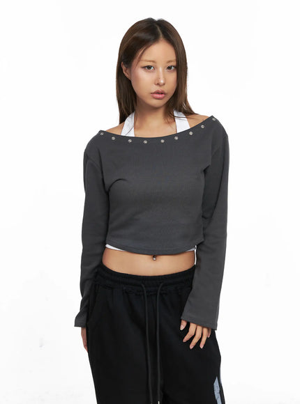 eyelet-off-shoulder-long-sleeve-crop-top-co510