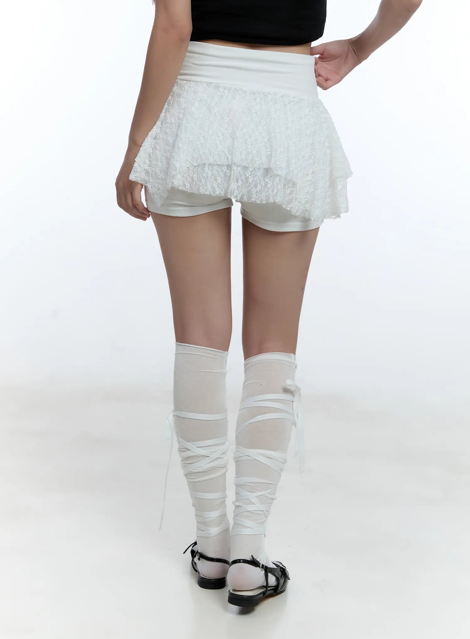 lace-ruffled-mini-skort-cu527