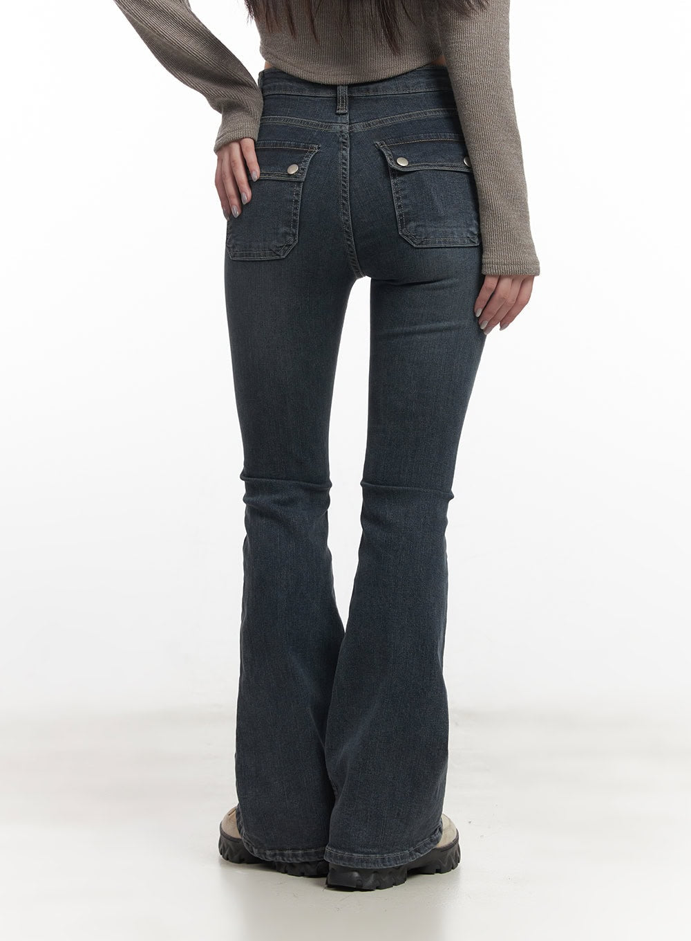 lucienne-contour-flared-jeans-cf524