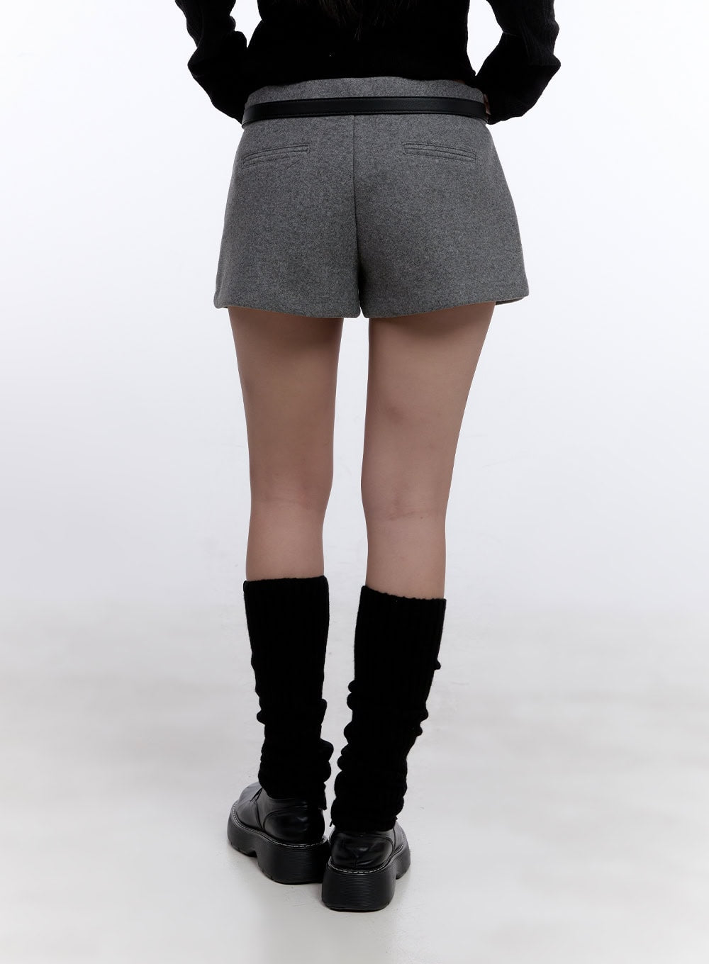 Classic Winter Low-Rise Shorts CJ513