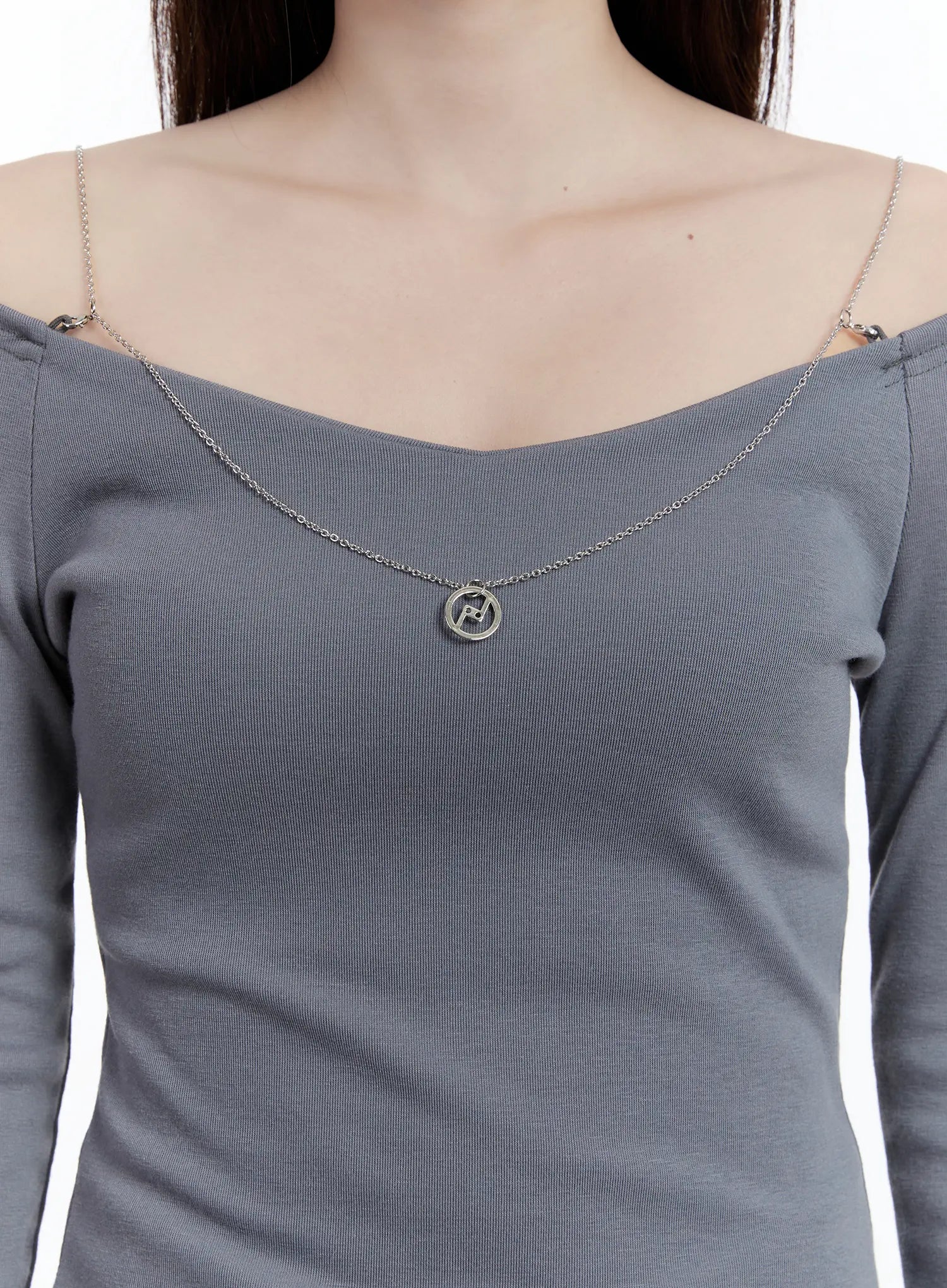 chic-chain-strap-off-shoulder-top-cn525