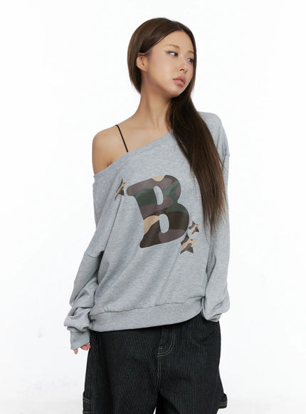 camo-logo-off-shoulder-sweatshirt-cs505
