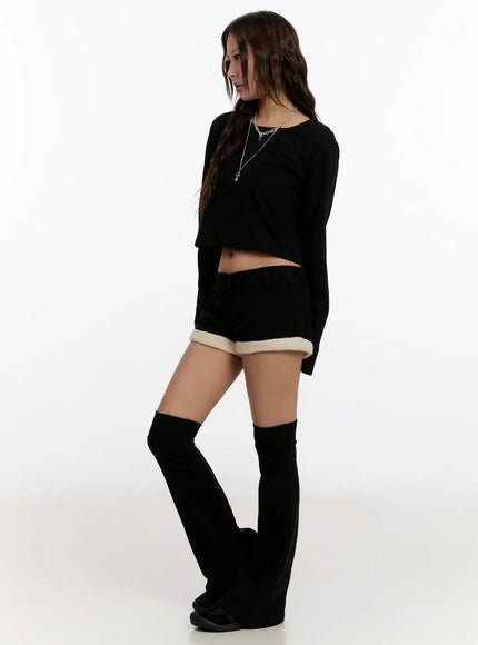 basic-cropped-long-sleeve-top-cn527