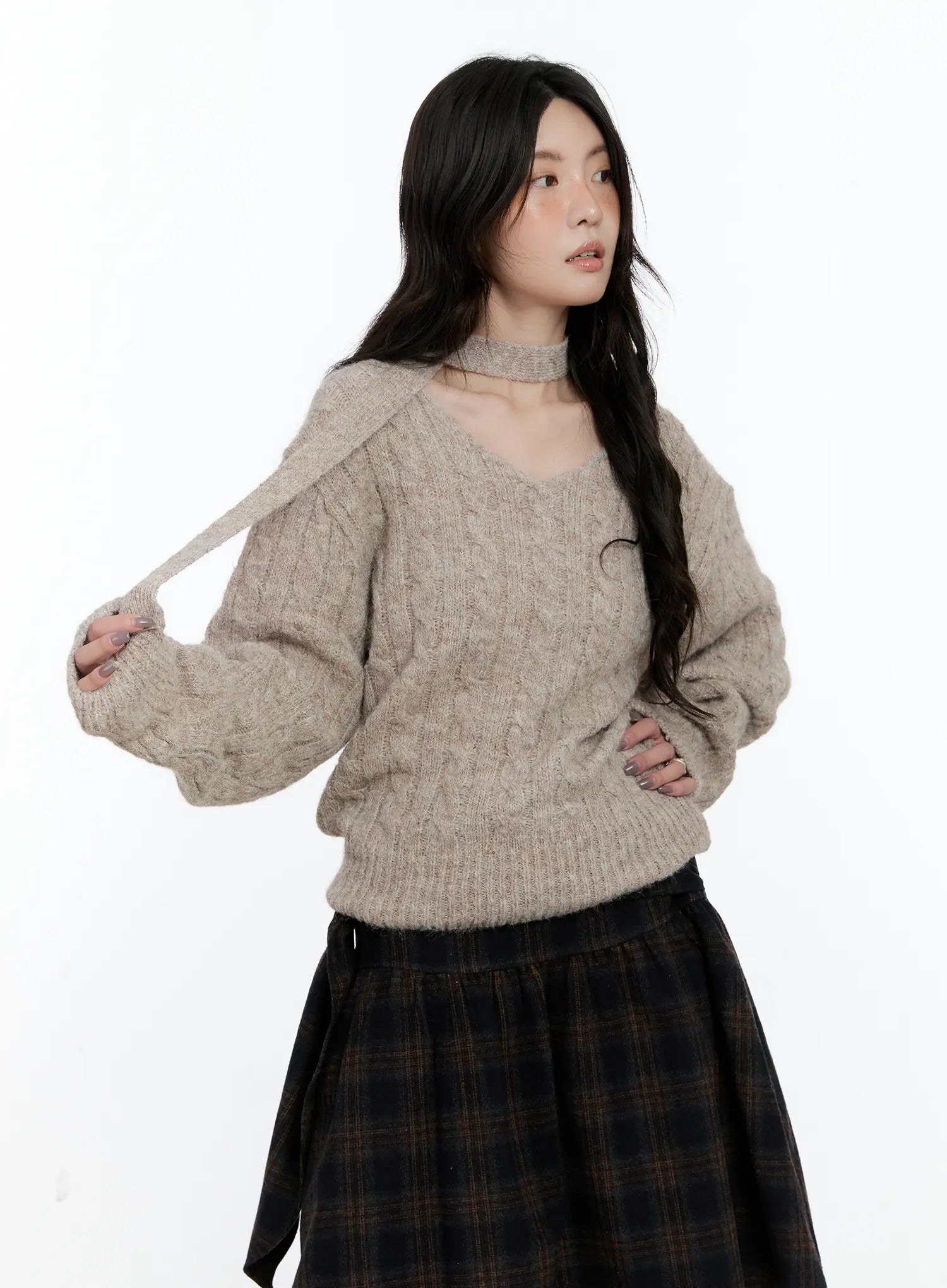v-neck-knit-sweater-and-tie-set-cn517