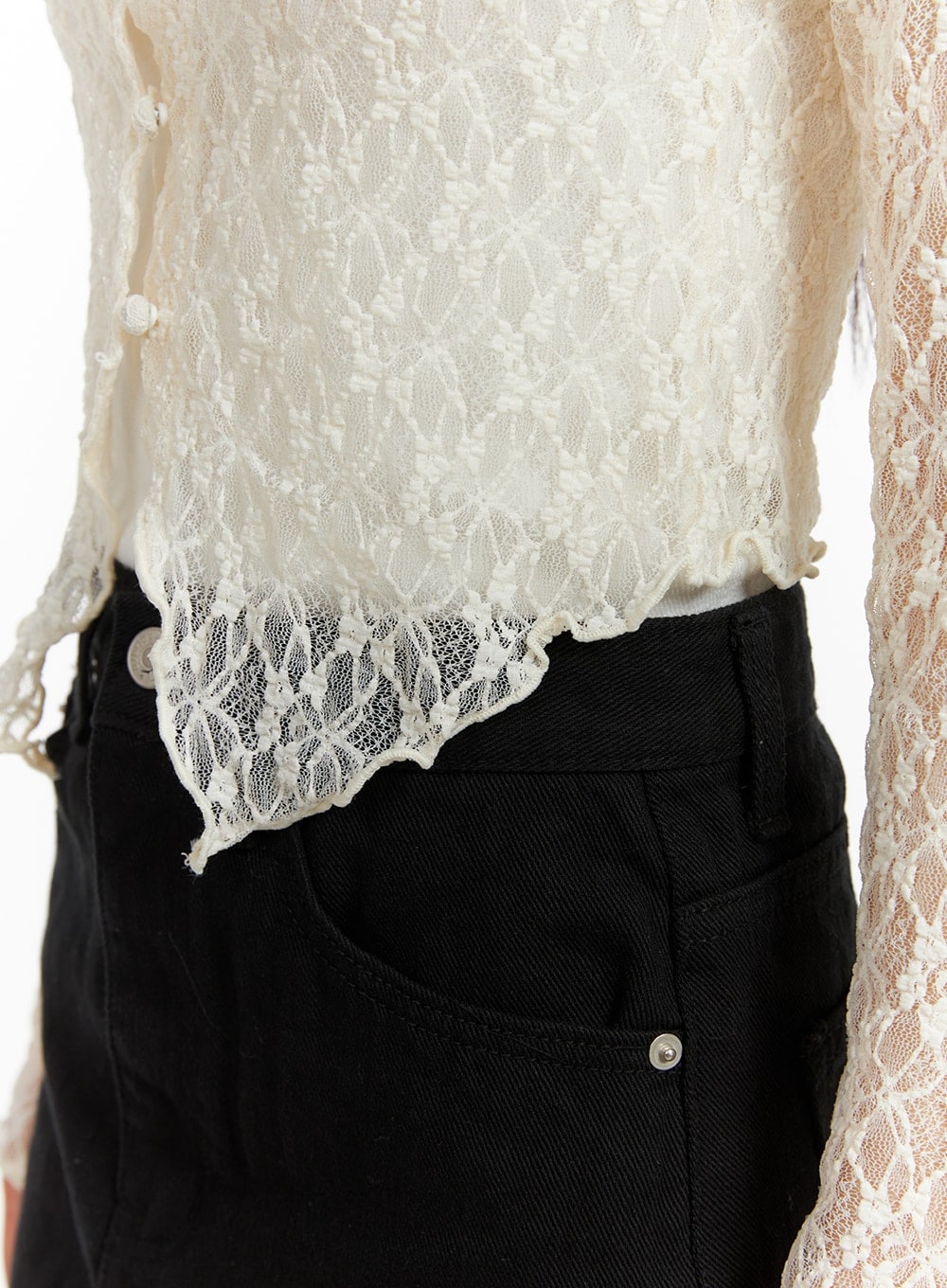 lace-solid-ruffle-hem-long-sleeve-blouse-cm427