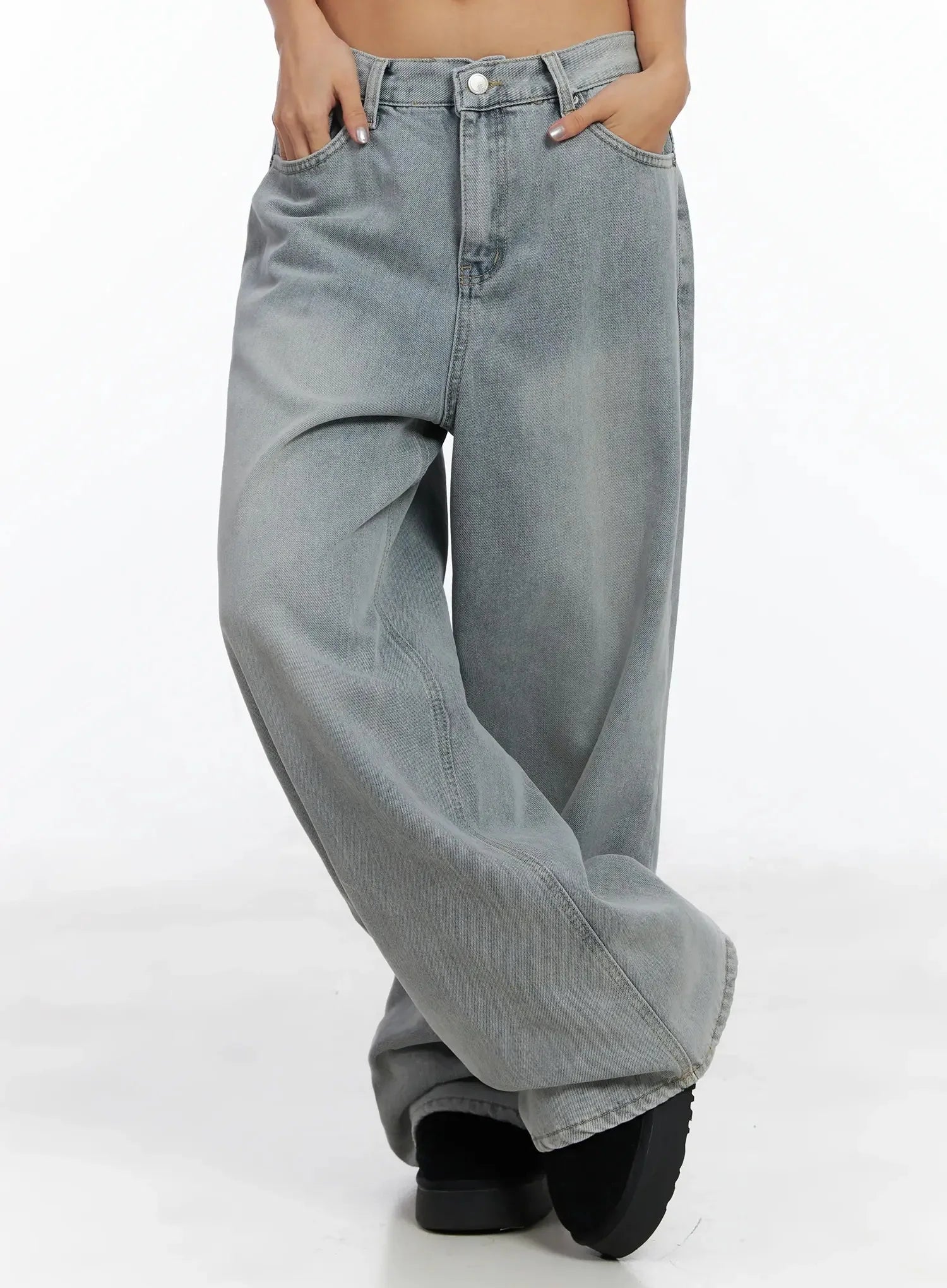 avani-low-rise-baggy-jeans-in528