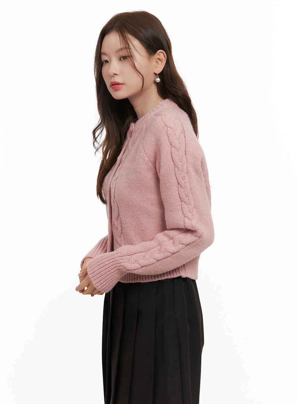 cable-knit-buttoned-cardigan-od403