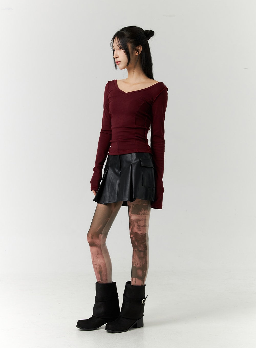 open-back-cut-out-knit-top-cn317