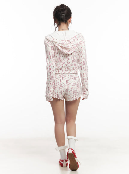 graphic-print-lettuce-edge-shorts-ca525