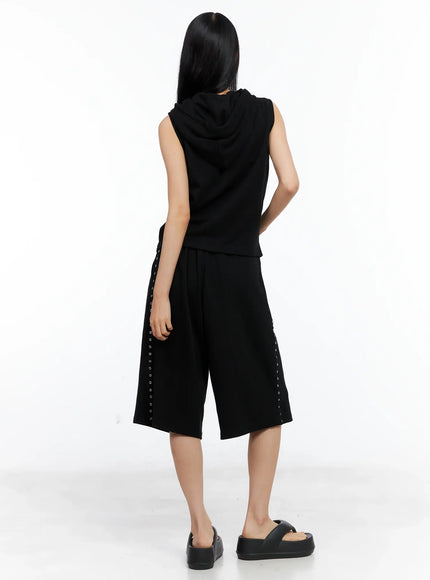 eyelet-hooded-vest-zip-up-cl529