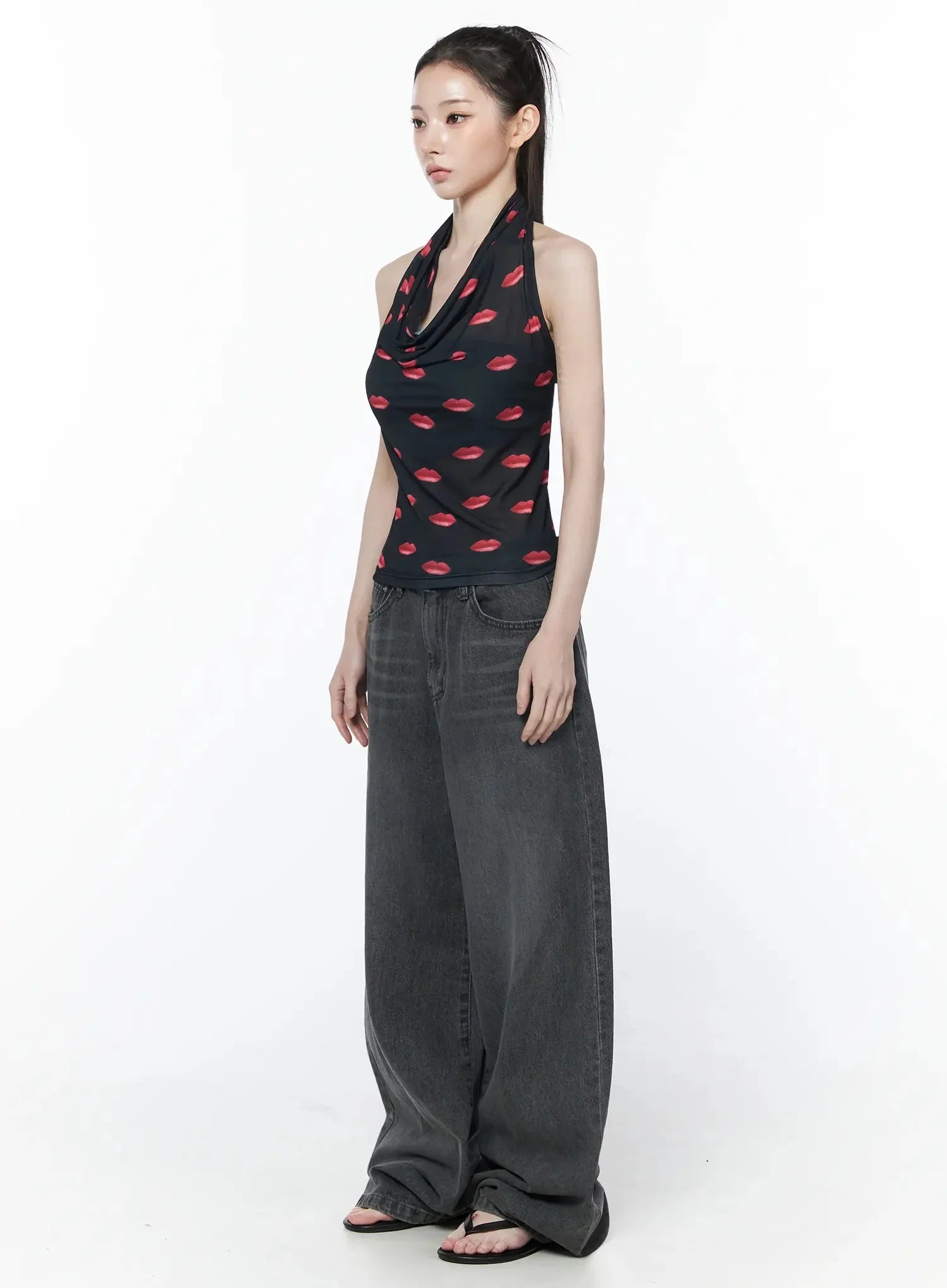 shia-vintage-wash-wide-leg-jeans-iy514