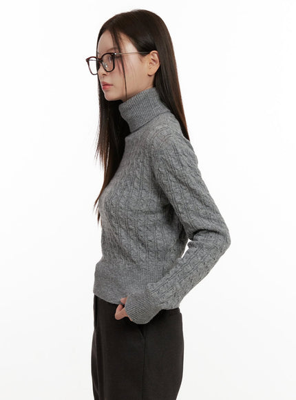 cable-knit-turtleneck-sweater-on422