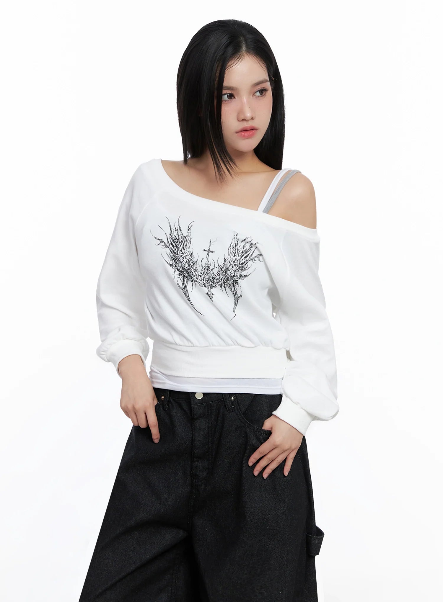 off-shoulder-graphic-sweatshirt-is525