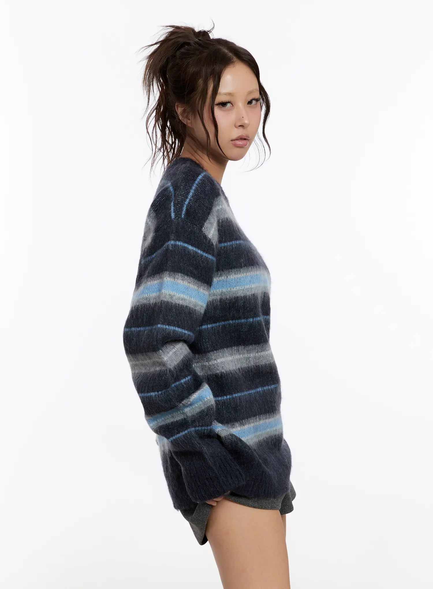 oversized-striped-knit-sweater-cn527