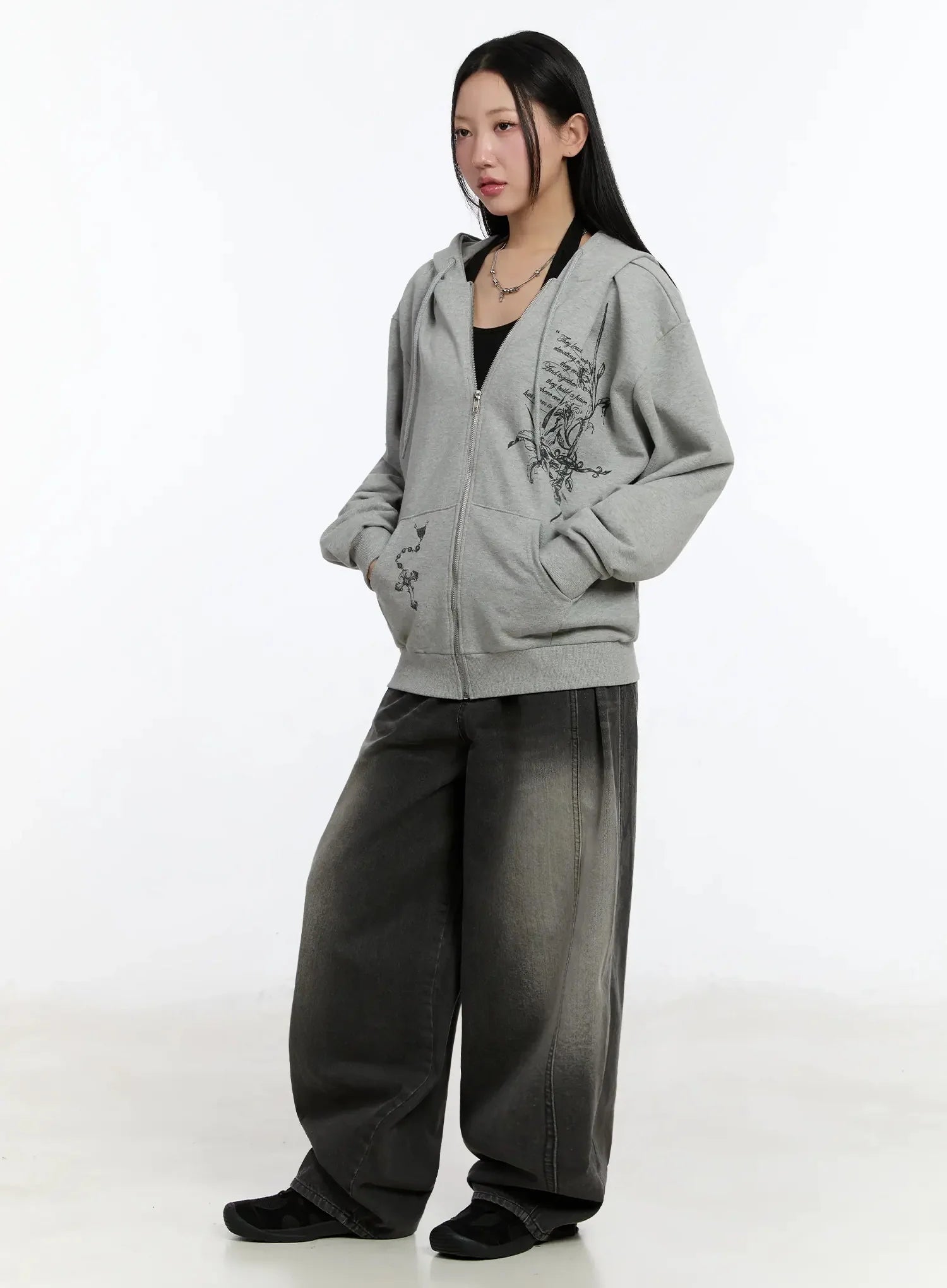 graphic-print-zip-up-hoodie-im509