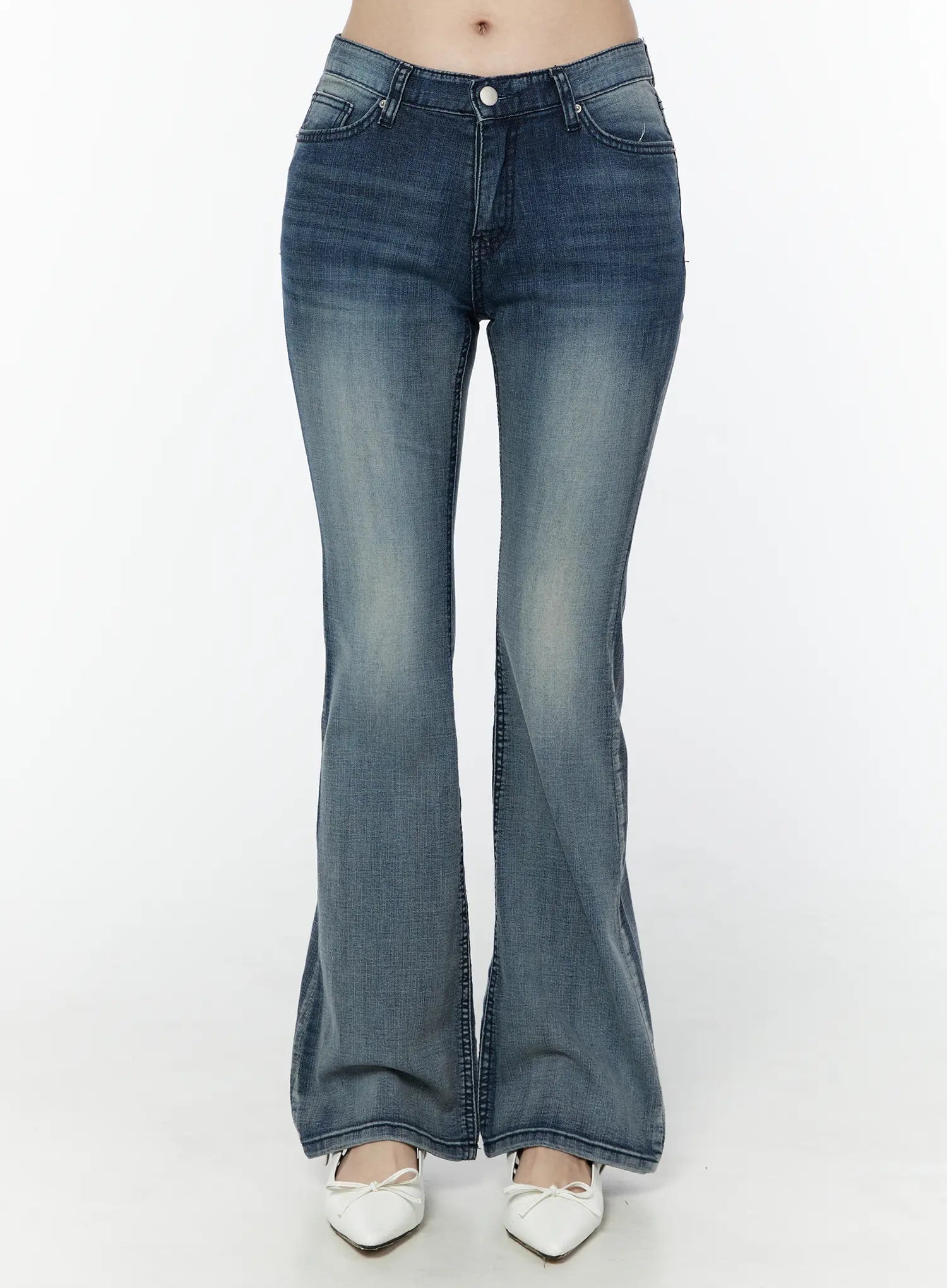 kumi-flared-low-rise-jeans-iu505