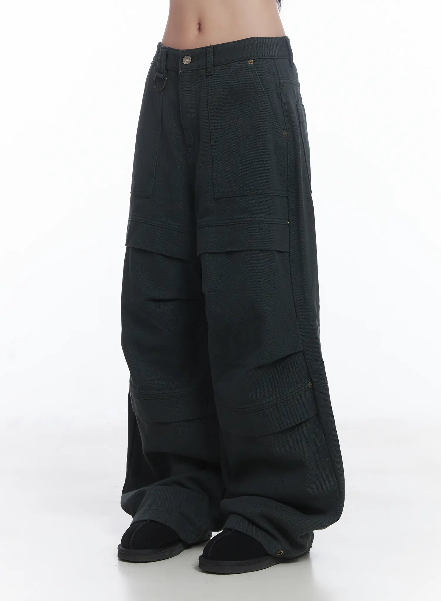 button-trim-wide-leg-pants-cj514