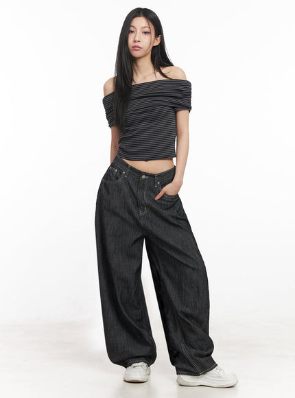 off-shoulder-striped-tee-iy516