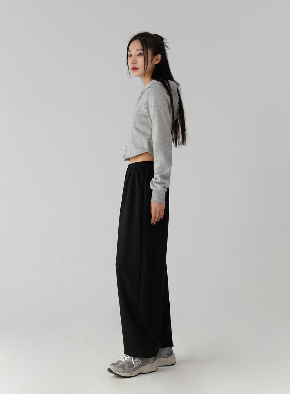 High-Waisted Sweat Pants - Lewkin