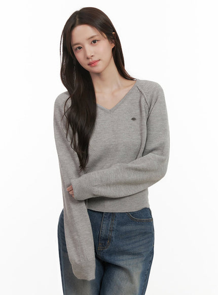 Comfort V-Neck Crop Sweater IJ510