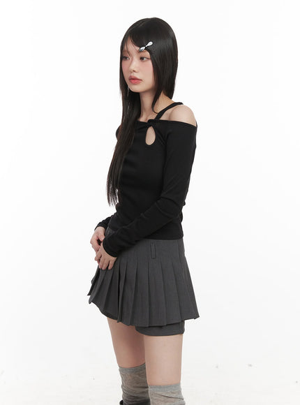 Slim-Fit Twist Cut-Out Long Sleeve Top CJ528