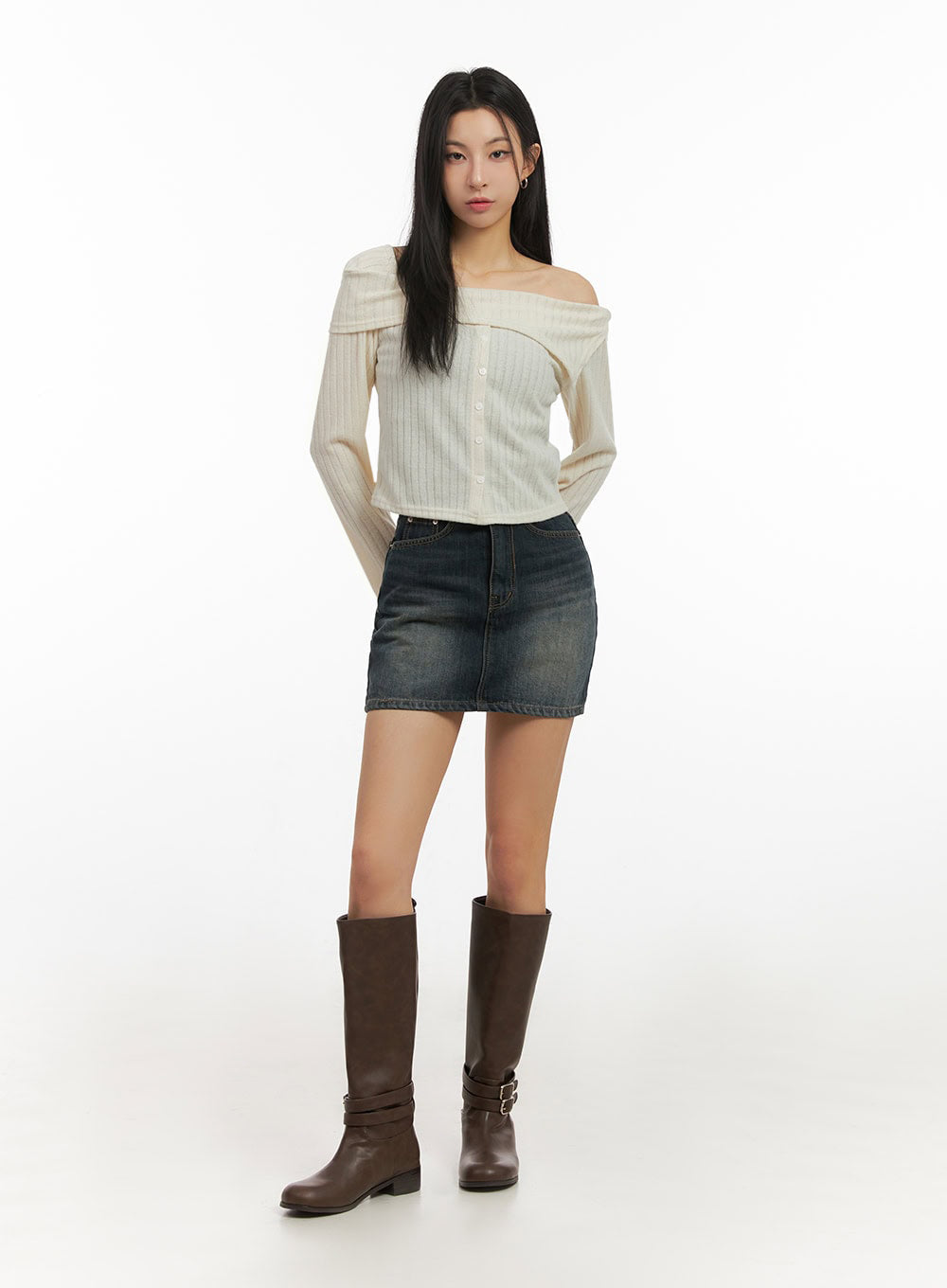 Slim-Fit Denim Mini Skirt IJ503