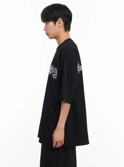 mens-embroidered-graphic-tee-iu518