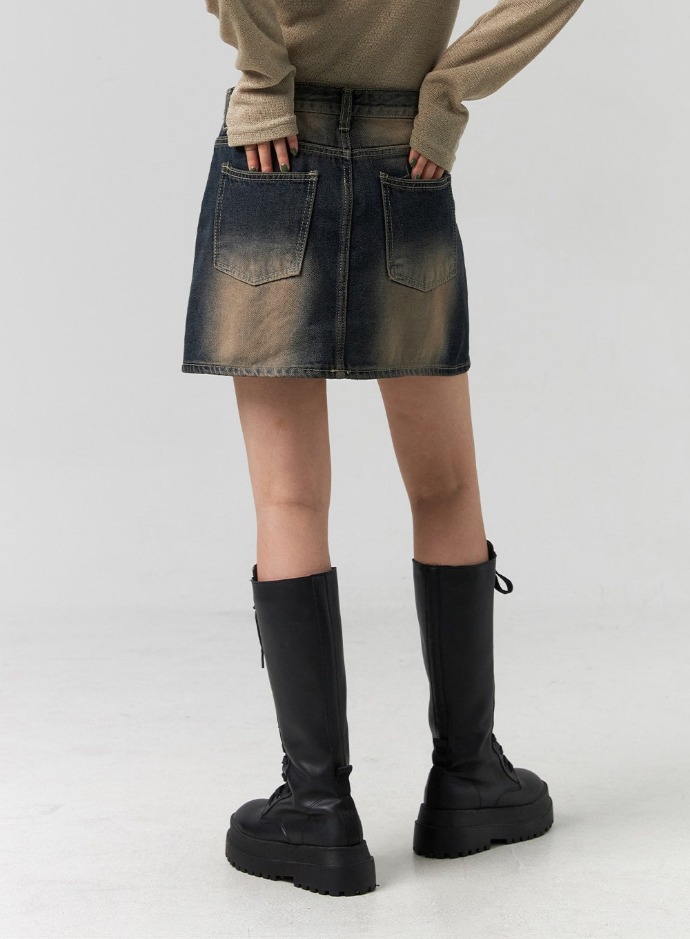 washed-denim-mini-skirt-cg330