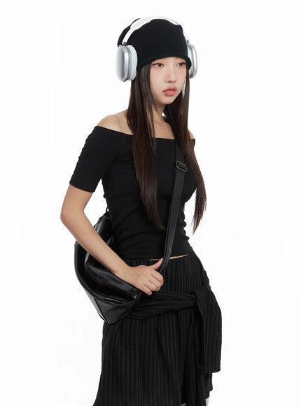 slim-off-shoulder-tee-cl508