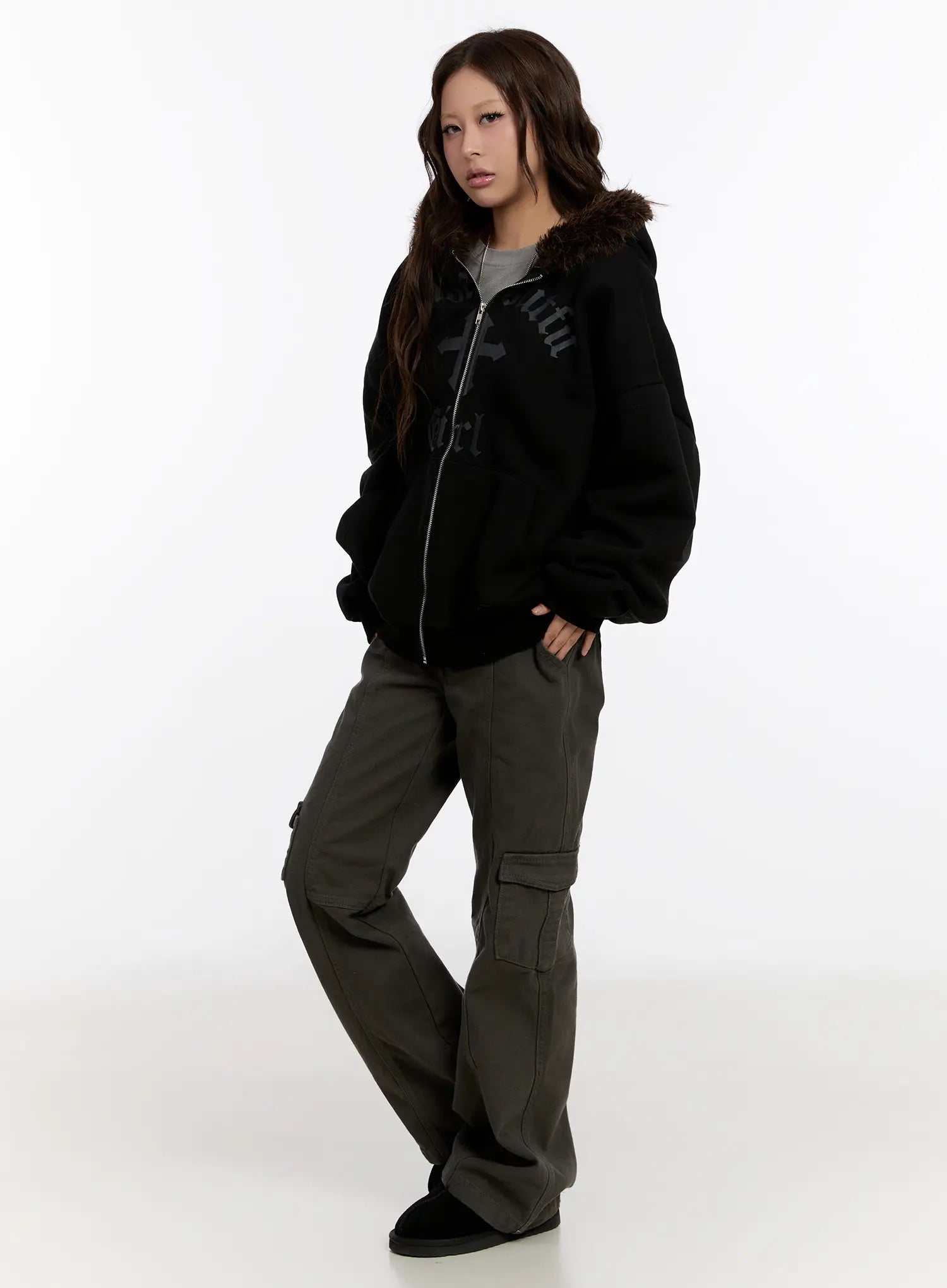 oversized-graphic-faux-fur-zip-hoodie-cn527