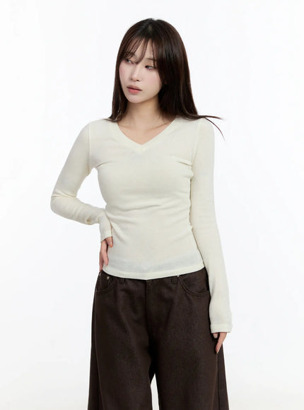 slim-fit-v-neck-long-sleeve-top-cn524