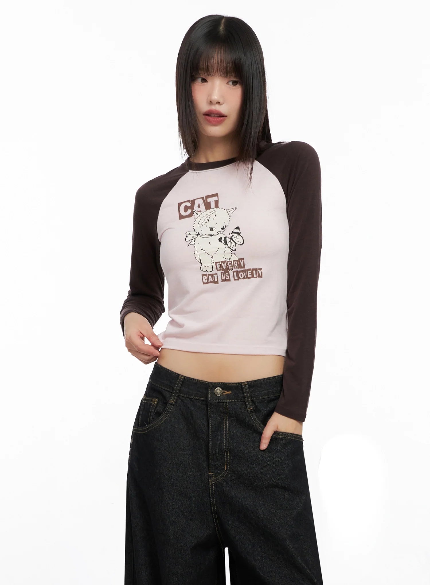 cat-graphic-raglan-top-in503