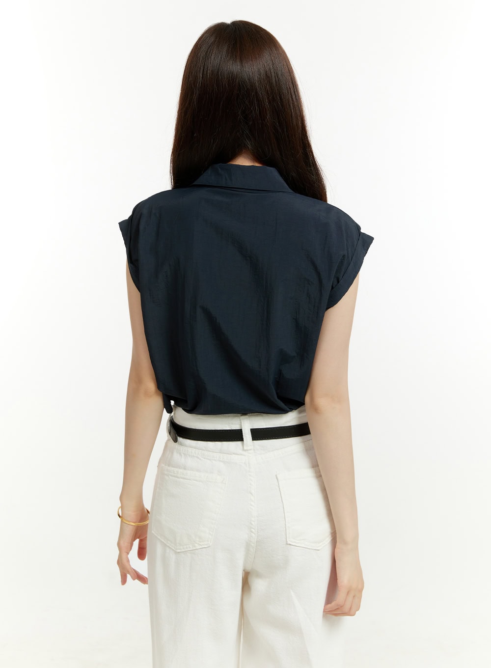 collared-buttoned-sleeveless-shirt-ou428