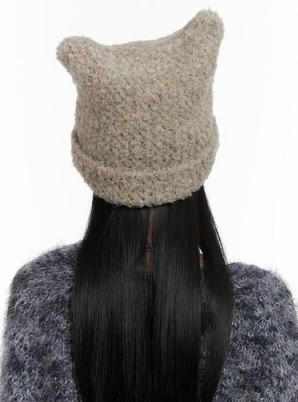 meow-cat-boucle-knit-beanie-oo401