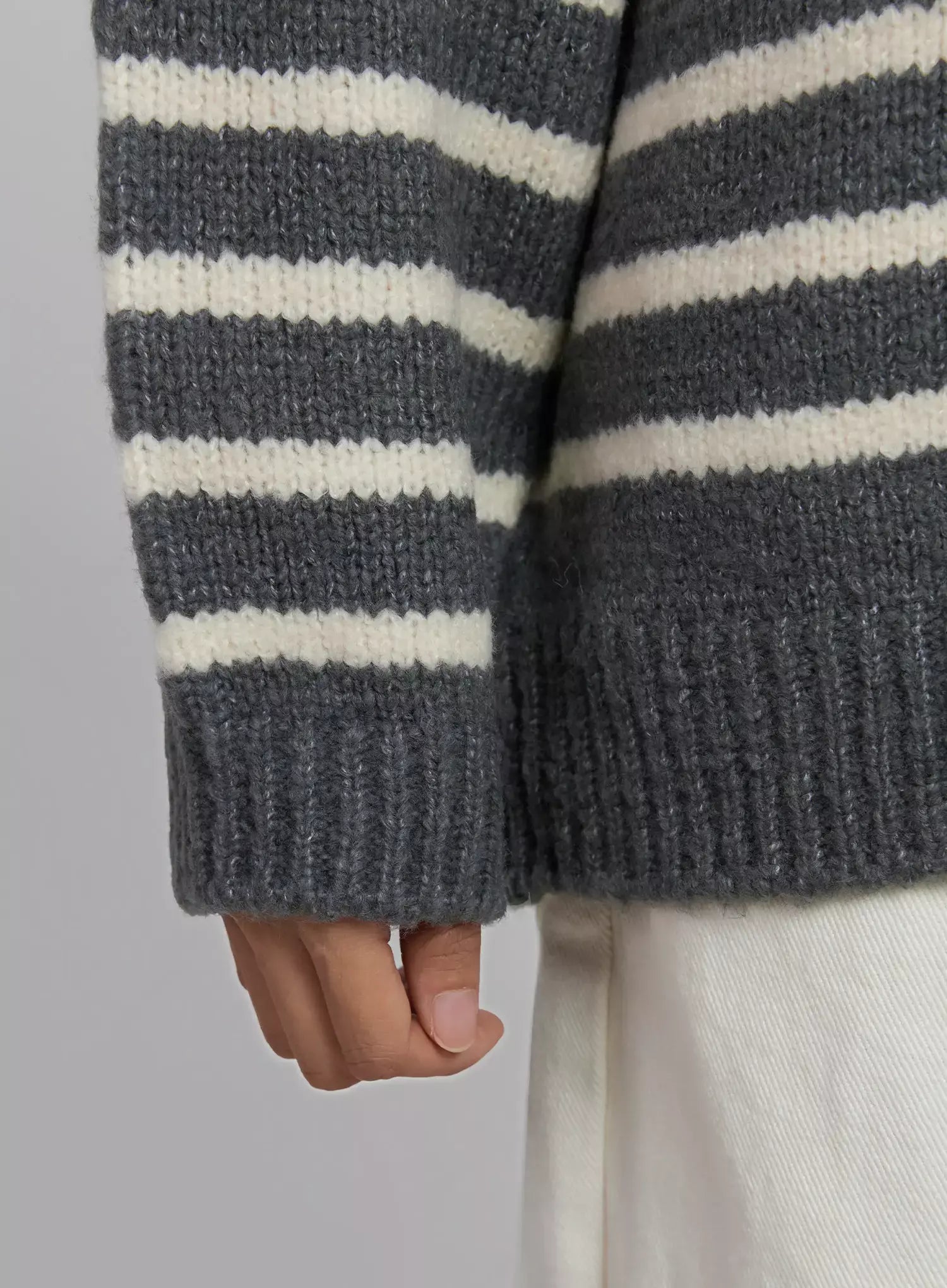 shoulder-cutout-striped-knit-sweater-id504