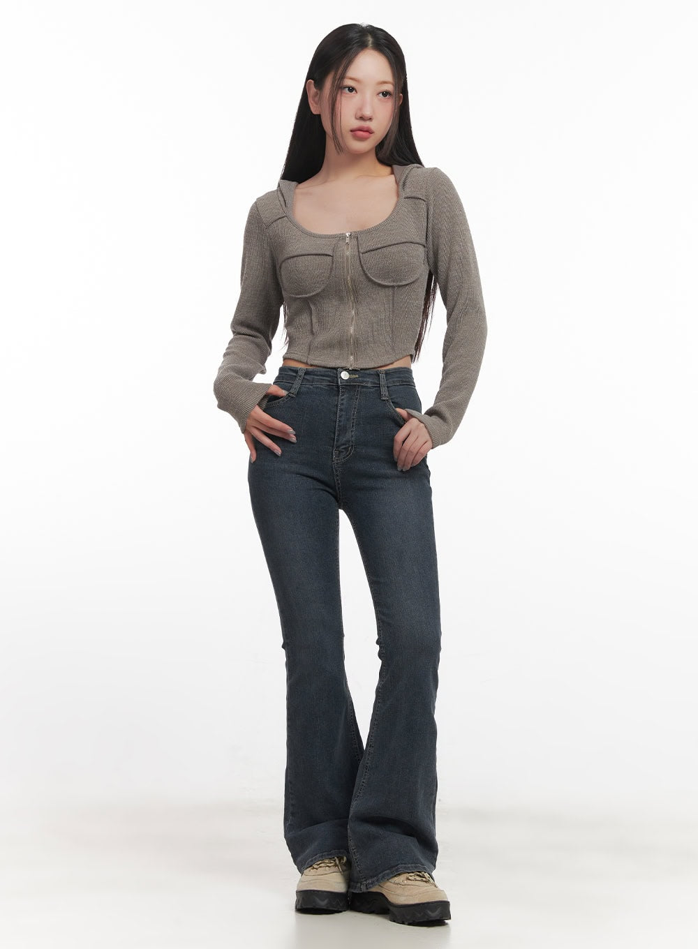lucienne-contour-flared-jeans-cf524